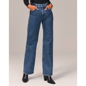A&F 90's Ultra High Rise Relaxed Jeans